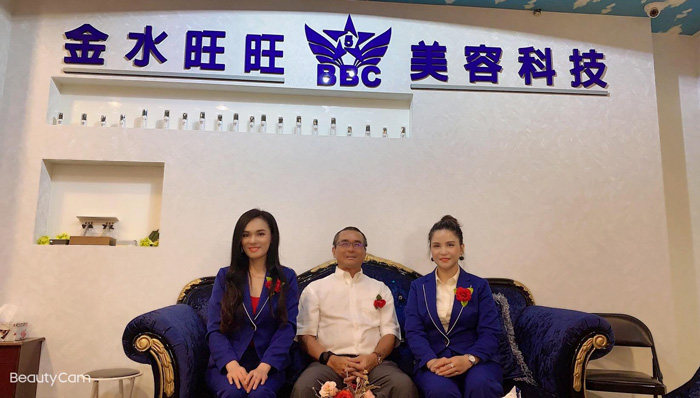 Nữ doanh nhân Việt Hoàng Ngọc Tiệp giúp chị em đổi đời nhờ nâng tầm nhan sắc