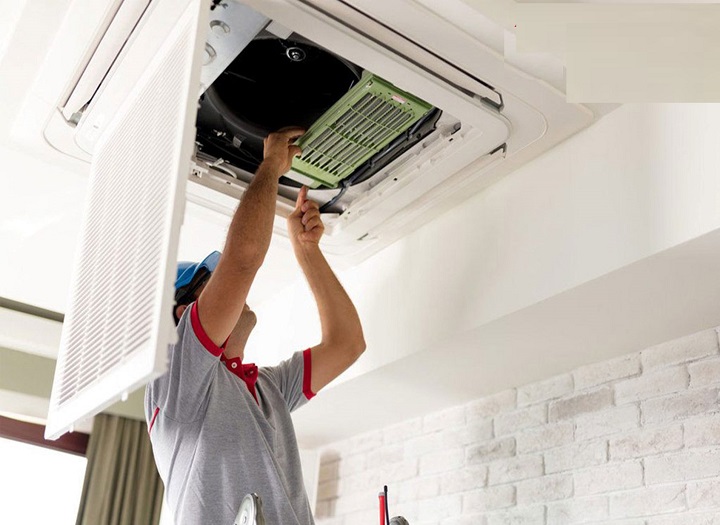 Máy lạnh âm trần bị chảy nước xử lý như thế nào?