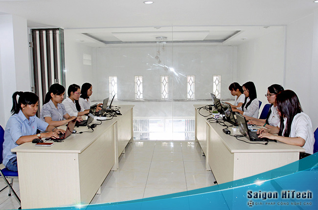Saigon Hitech chuyên thiết kế website bán hàng