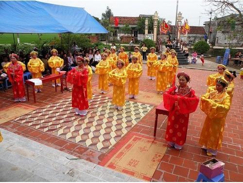 Lễ hội Nam Trì ở Hưng Yên - Tiếp thị Sài Gòn